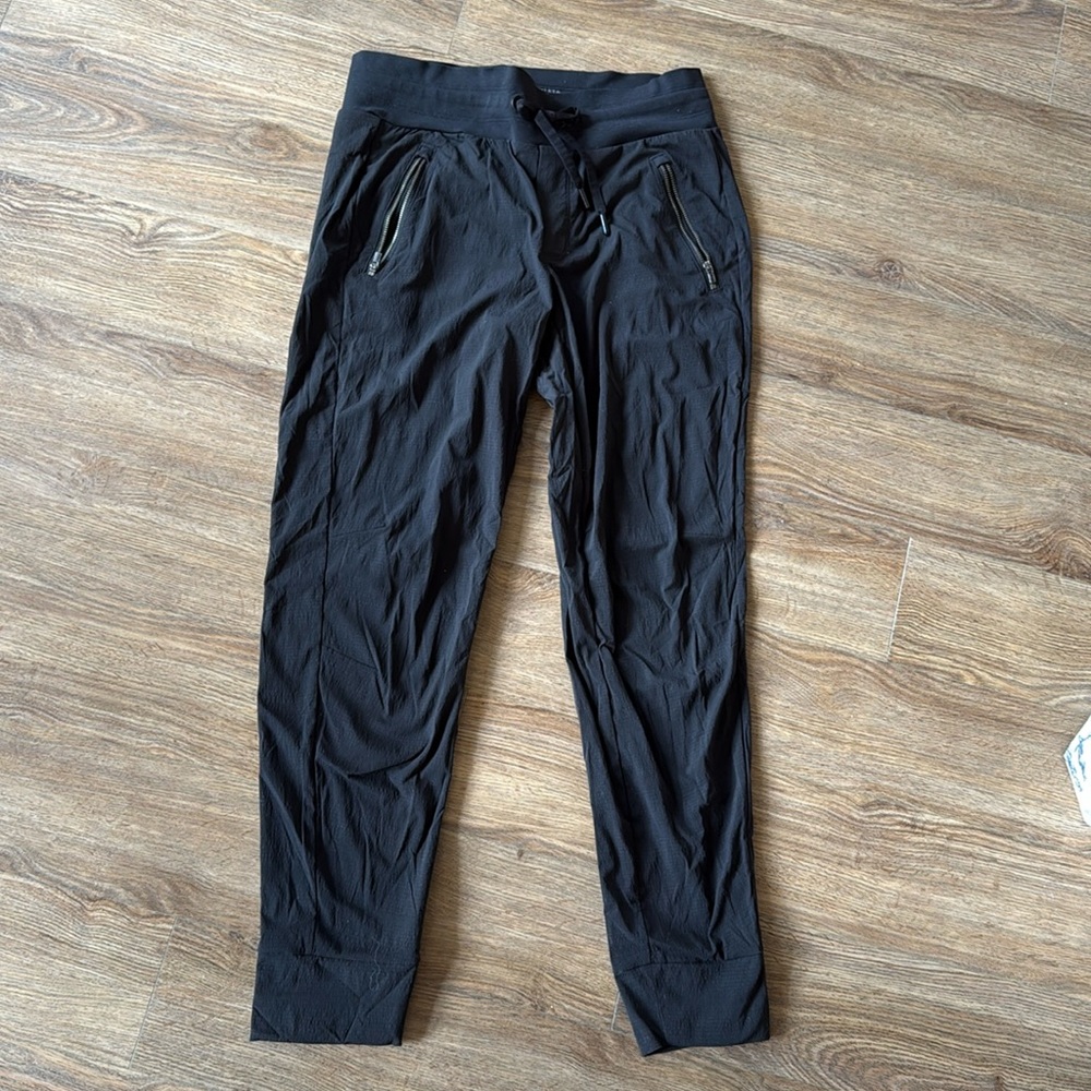 Athleta Trekkie North Jogger